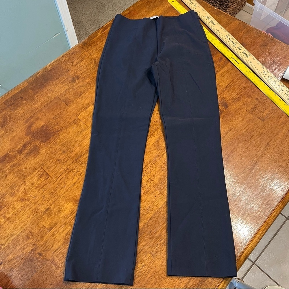 MM. LaFleur Navy PowerStretch dress pants size 8